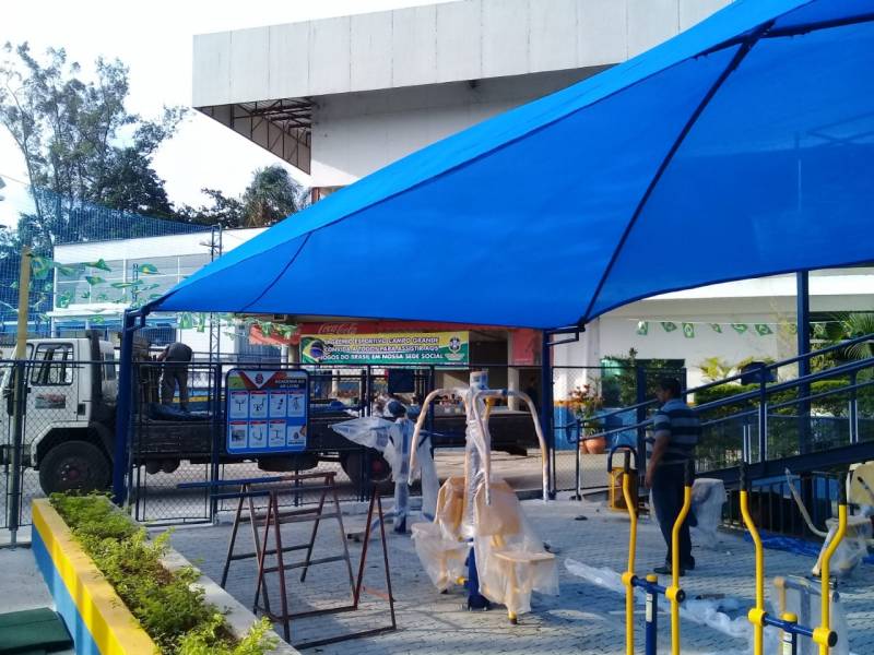 Instalação de Sombreadores Garagem Itaquaquecetuba - Instalação de Sombreador para Supermercado